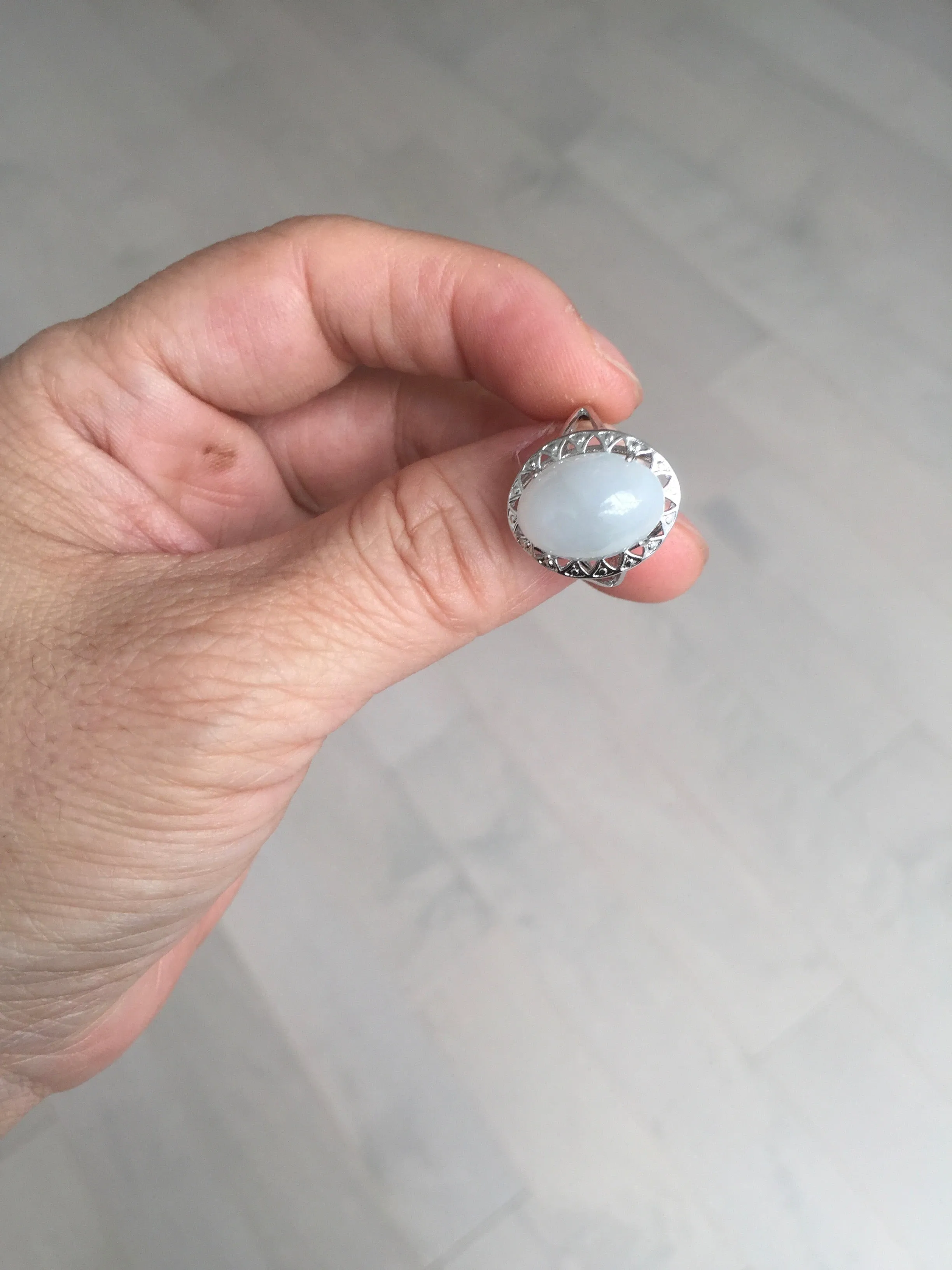 100% natural type A white four-prong jadeite jade ring BP138