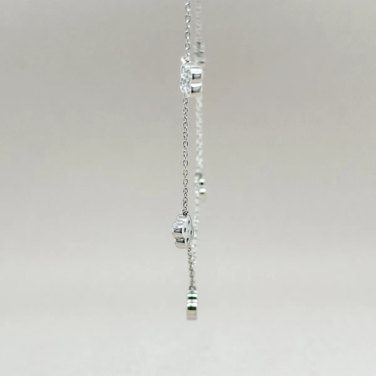 14K  W Gold 0.38ctw G/SI2 Diamond Flower Drop Necklace