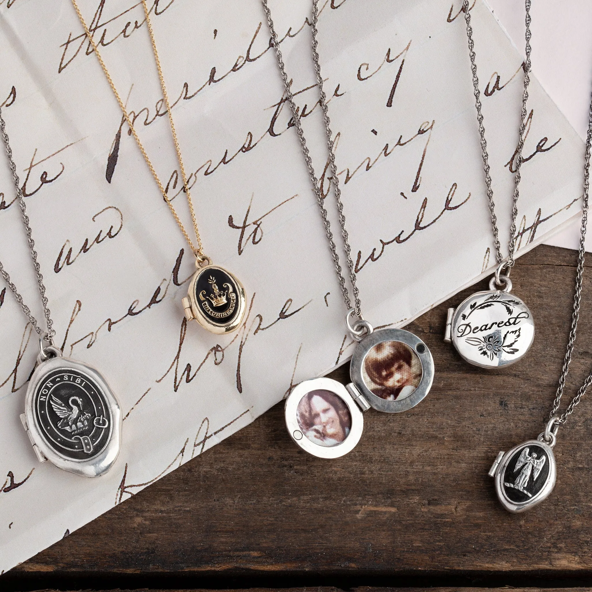 Amore Endearment Locket