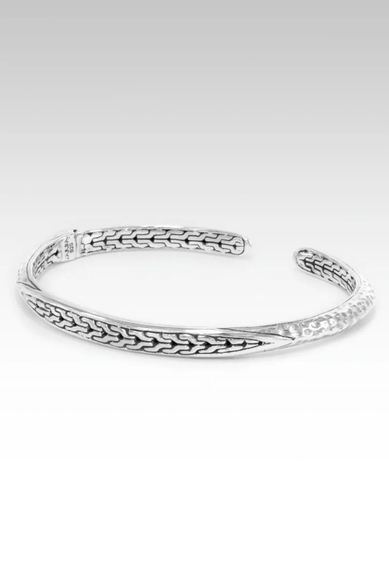 Chains Broken Cuff™ in Chainlink