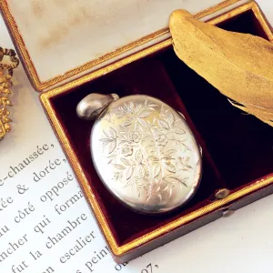 Date 1881 Victorian 'Roses for Love' Silver Locket