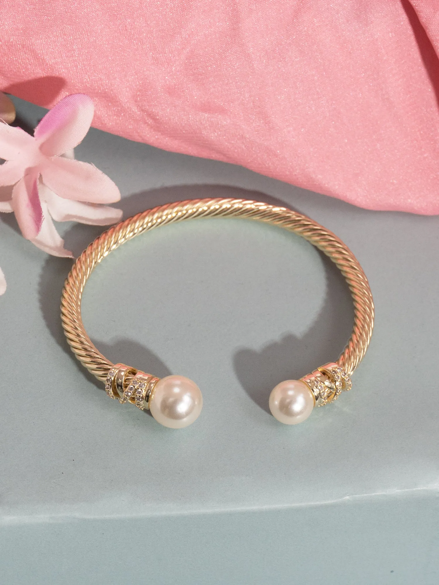 Elegant Adjustable Gold-Plated Bracelet with Zircon & Faux Pearls