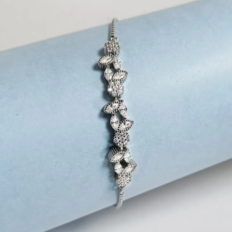 Flower Decor Bracelet with Zircons