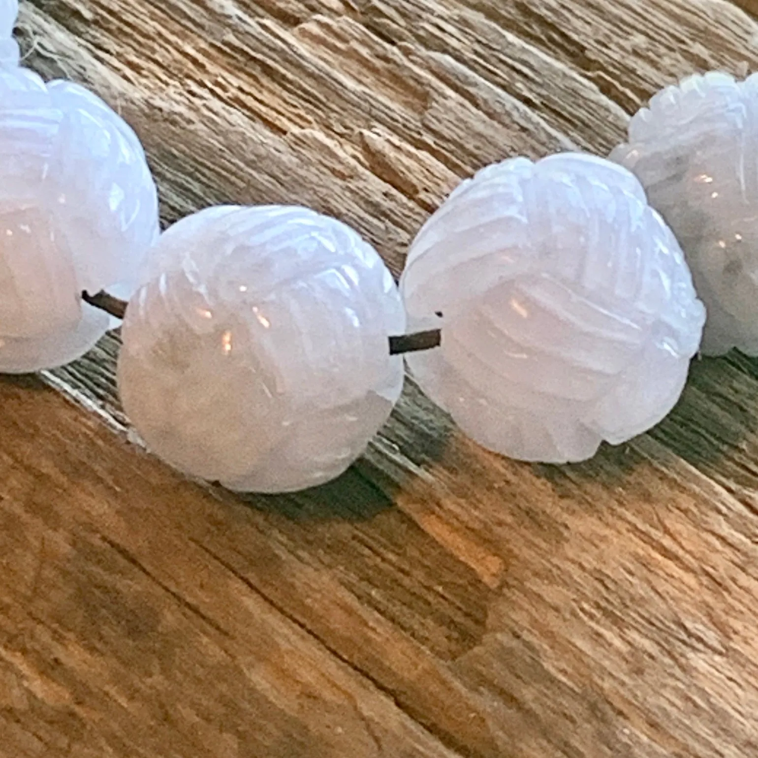 Lavender Jade Chinese Knot Bead