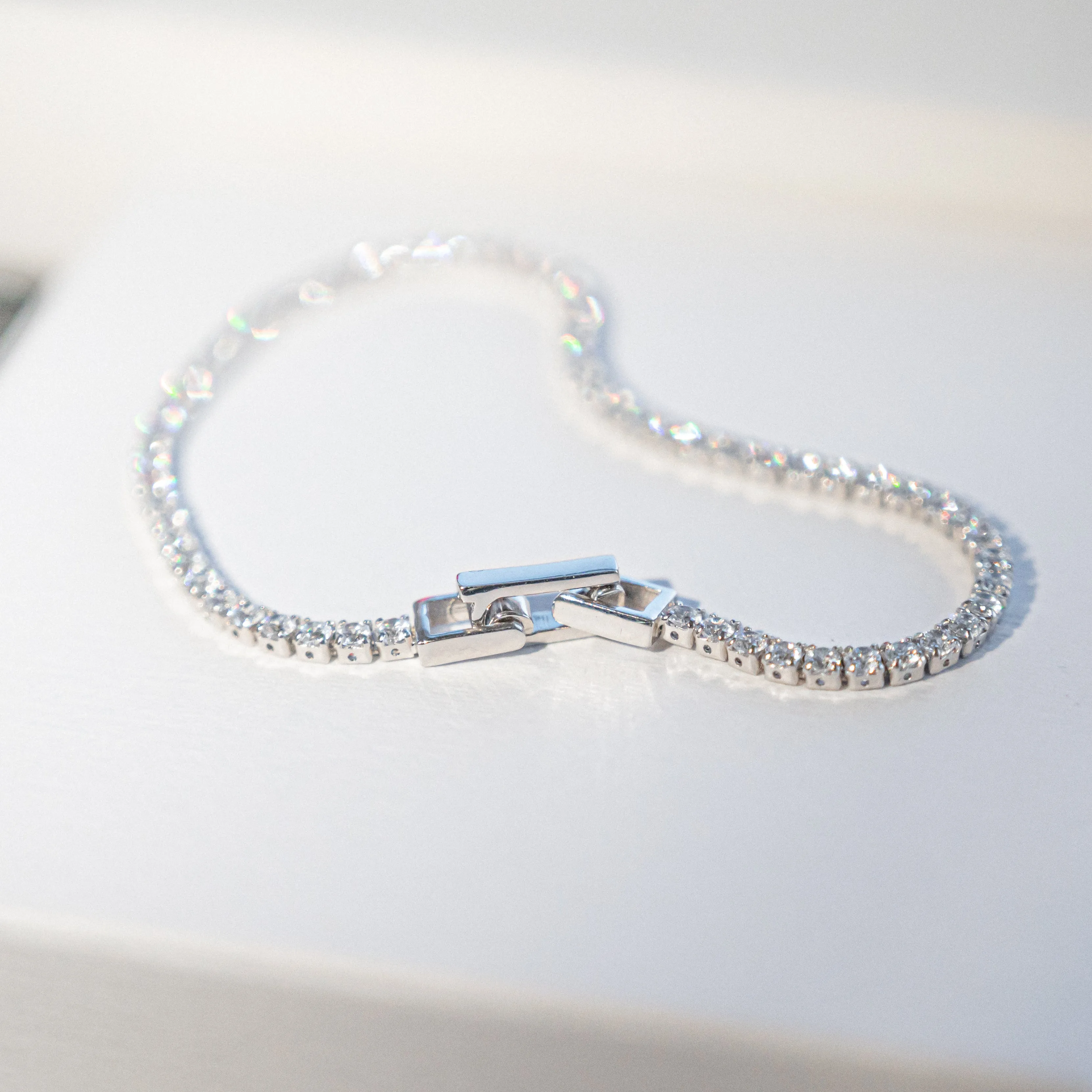 Lumière Tennis Bracelet