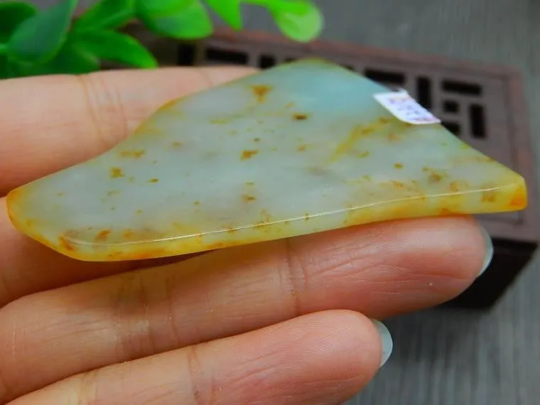 Natural Jade Jadeite Raw (40g, 61X48X7.8mm)