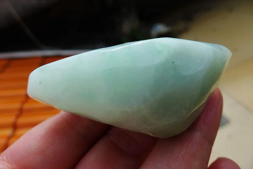 Natural Jade Rough Jadeite Raw (108g,6.9X3.9X2.4cm)