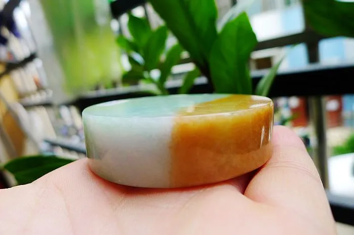 Natural Jade Rough Jadeite Raw (118g,5.5X1.55cm)