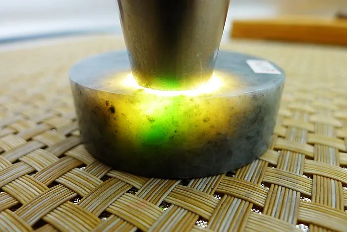 Natural Jade Rough Jadeite Raw (122g,5.3X5.3X1.6cm)