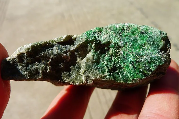 Natural Jade Rough Jadeite Raw (126g,7.2X4.3X2.2cm)