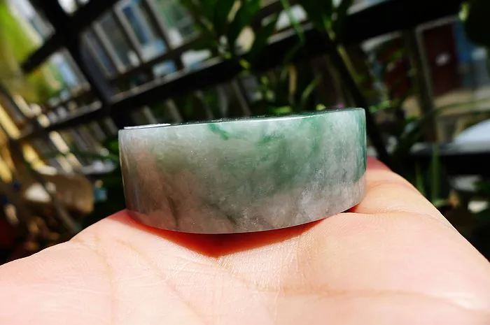 Natural Jade Rough Jadeite Raw (129g,5.3x1.77cm)