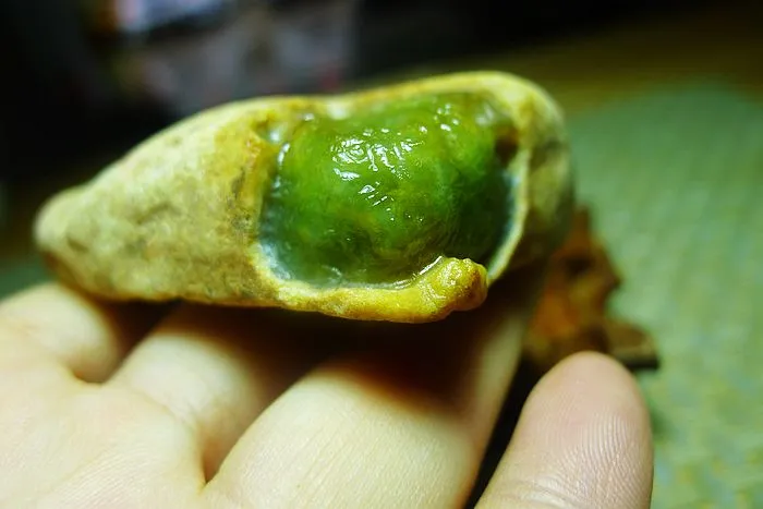 Natural Jade Rough Jadeite Raw (143g,7.9X4.8X1.8cm)