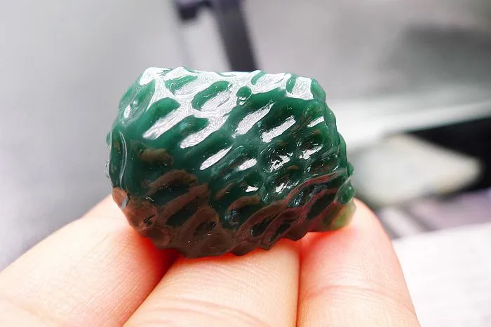 Natural Jade Rough Jadeite Raw (14g,2.9X2X1.1cm)