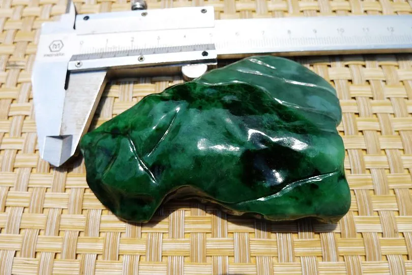 Natural Jade Rough Jadeite Raw (156g,8.6X5.6X1.8cm)