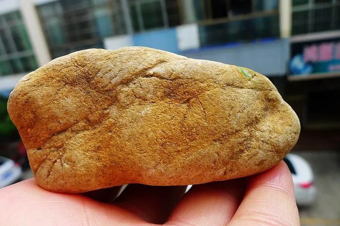 Natural Jade Rough Jadeite Raw (220g,7.8X4.3X4cm)