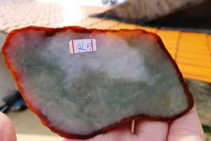 Natural Jade Rough Jadeite Raw (228g,9.2X4.8X4.2cm)