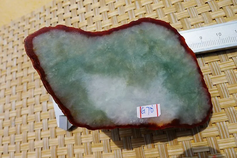 Natural Jade Rough Jadeite Raw (228g,9.2X4.8X4.2cm)