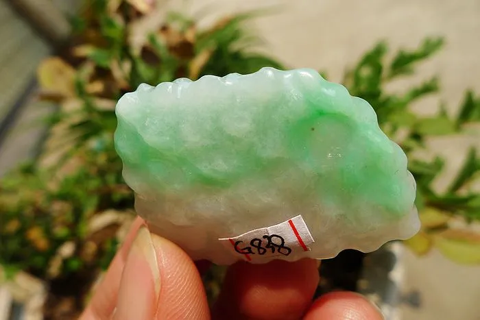 Natural Jade Rough Jadeite Raw (22g,3.8X2.65X1cm)