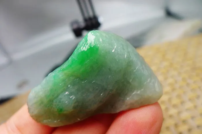 Natural Jade Rough Jadeite Raw (22g,4.3X2.6X1.3cm)