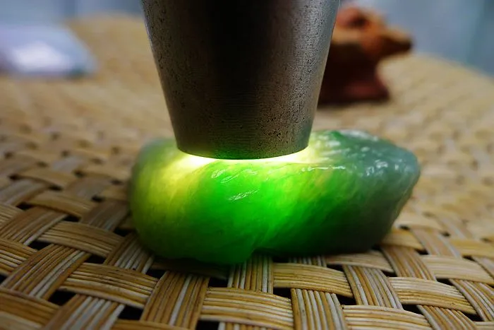 Natural Jade Rough Jadeite Raw (22g,4.3X2.6X1.3cm)