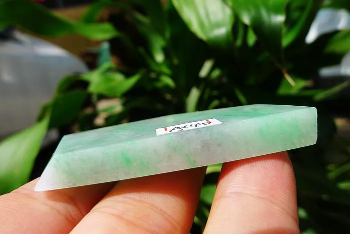 Natural Jade Rough Jadeite Raw (22g,5.5X2.5X0.65cm)