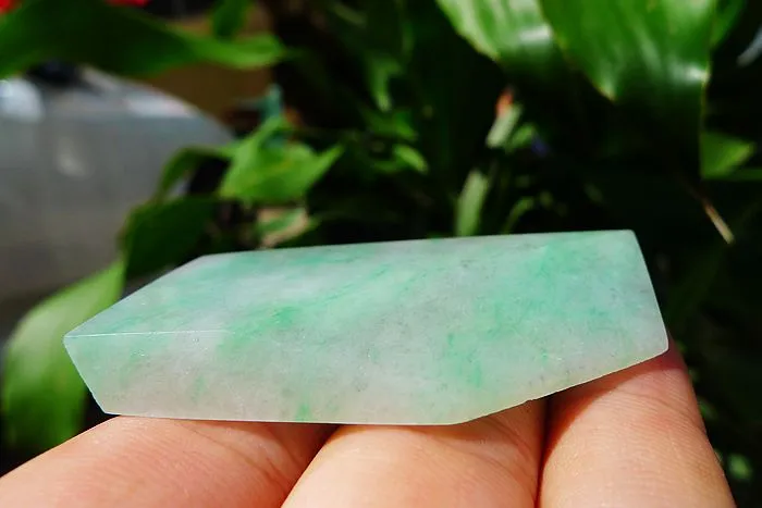Natural Jade Rough Jadeite Raw (22g,5.5X2.5X0.65cm)