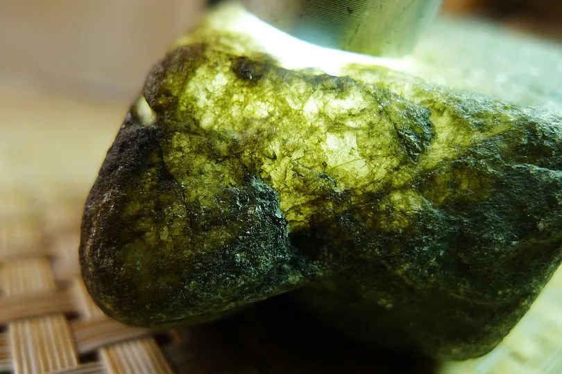 Natural Jade Rough Jadeite Raw (234g,6.6X5X4cm)