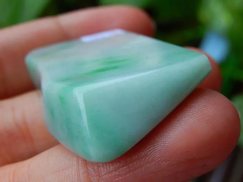 Natural Jade Rough Jadeite Raw (24g, 47X26X10mm)
