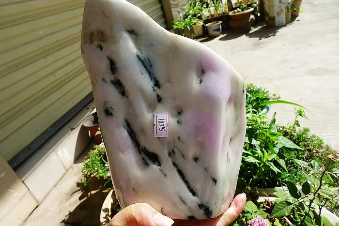 Natural Jade Rough Jadeite Raw (2.69kg,25*16*5cm)