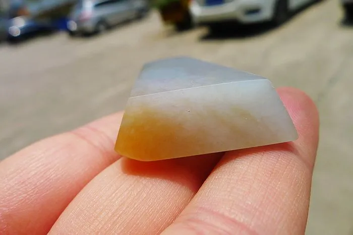 Natural Jade Rough Jadeite Raw (27g,4X2.5X1.05cm)