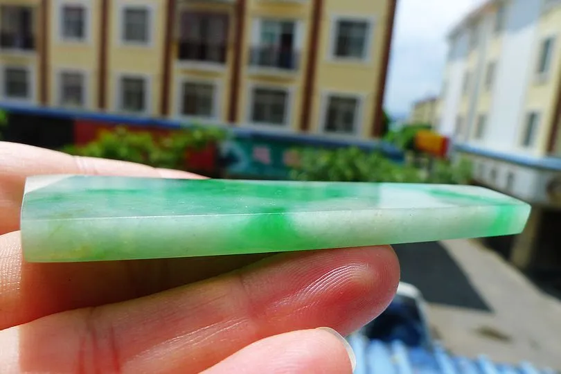 Natural Jade Rough Jadeite Raw (30g,8.4X2.9X0.5cm)