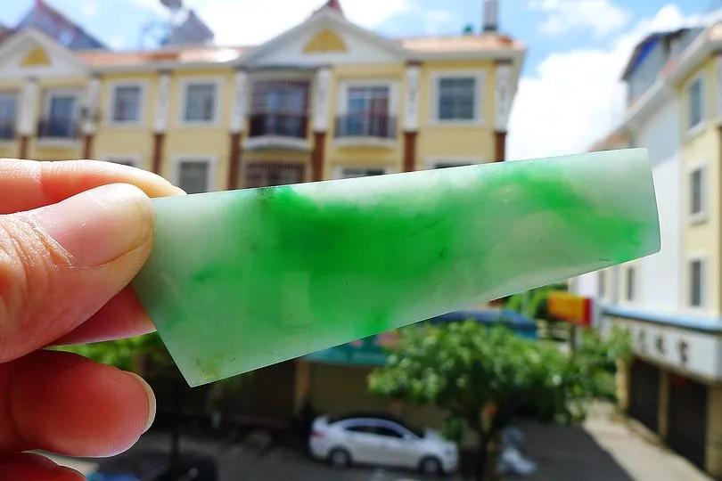 Natural Jade Rough Jadeite Raw (30g,8.4X2.9X0.5cm)