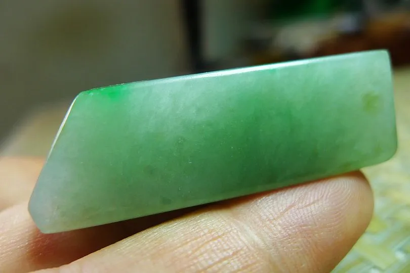 Natural Jade Rough Jadeite Raw (34g,4.7X2.4X1.5cm)