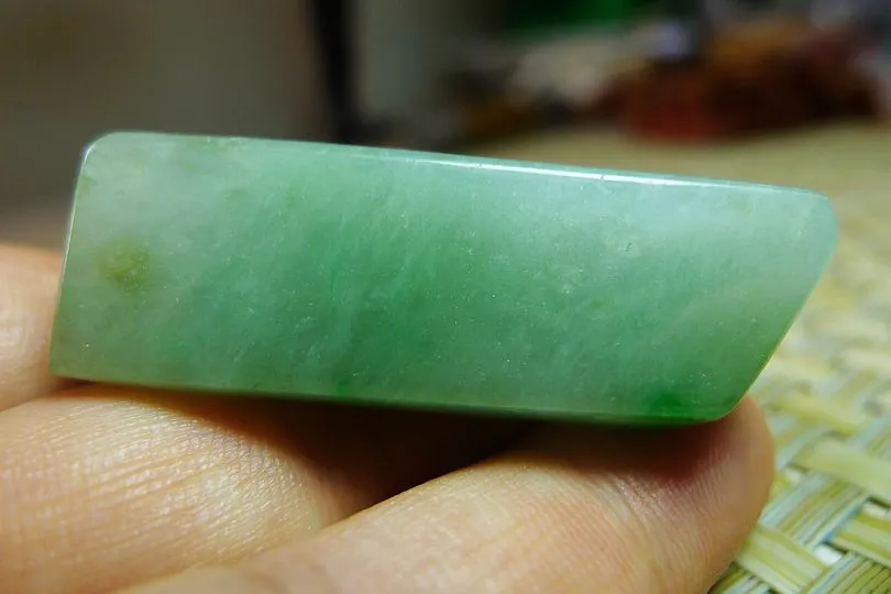 Natural Jade Rough Jadeite Raw (34g,4.7X2.4X1.5cm)
