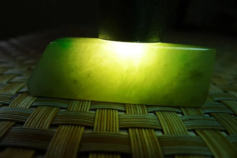 Natural Jade Rough Jadeite Raw (34g,4.7X2.4X1.5cm)