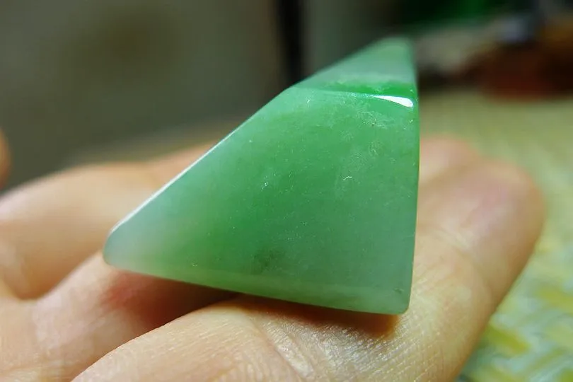 Natural Jade Rough Jadeite Raw (34g,4.7X2.4X1.5cm)