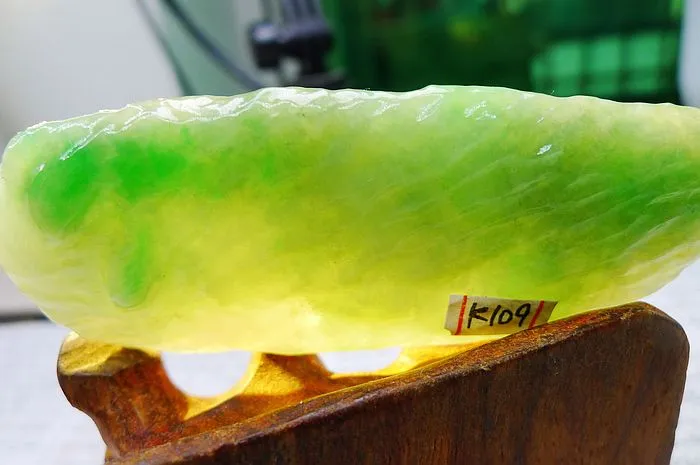 Natural Jade Rough Jadeite Raw (39g,8.2x3x0.56cm)