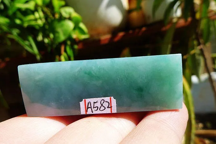 Natural Jade Rough Jadeite Raw (42g,5.4X1.85X1.35cm)