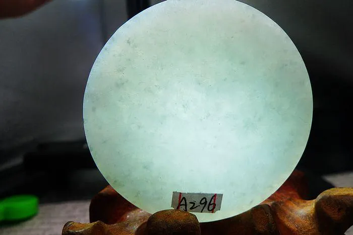 Natural Jade Rough Jadeite Raw (46g,5.2X0.6cm)