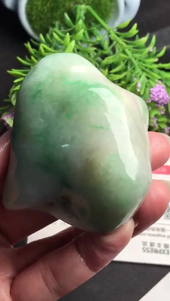 Natural Jade Rough Jadeite Raw (5.0x4.8x2.0cm)-V2913