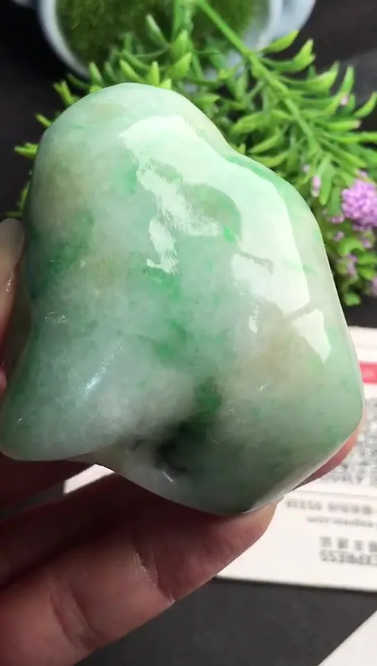 Natural Jade Rough Jadeite Raw (5.0x4.8x2.0cm)-V2913