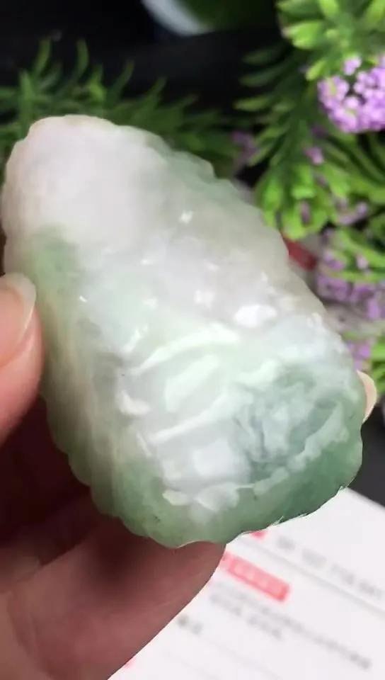 Natural Jade Rough Jadeite Raw (61g,6.4x3.1x1.6cm)-V2717