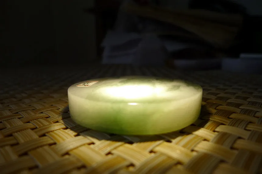 Natural Jade Rough Jadeite Raw (62g,4.9X4.9X1cm)