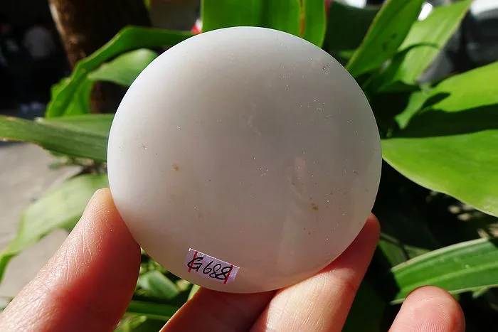 Natural Jade Rough Jadeite Raw (67g,5.7X5.7X0.8cm)