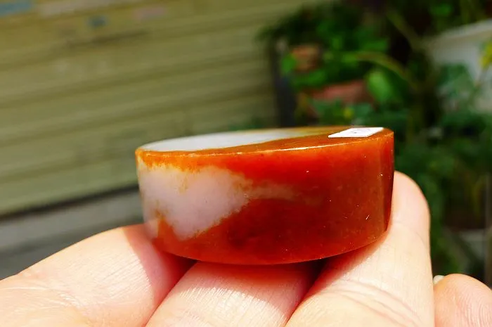 Natural Jade Rough Jadeite Raw (68g,4.3X1.4cm)