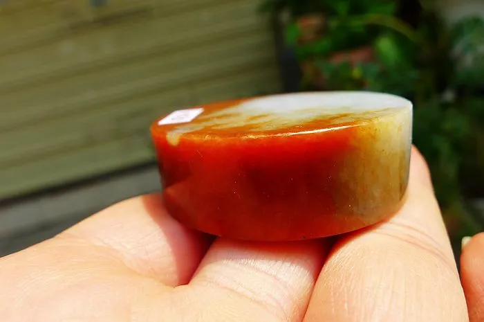 Natural Jade Rough Jadeite Raw (68g,4.3X1.4cm)