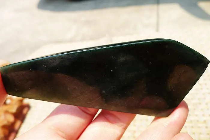 Natural Jade Rough Jadeite Raw (69g,9.9X4.3X0.9cm)