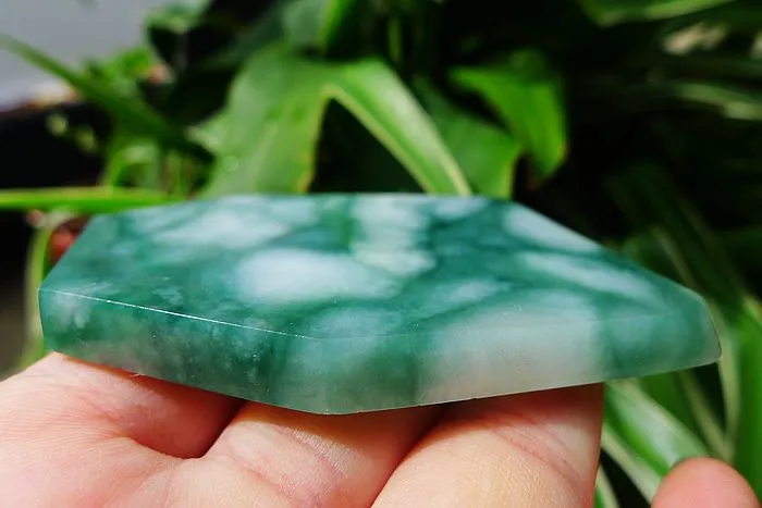 Natural Jade Rough Jadeite Raw (73g,6.9X5.3X0.6cm)