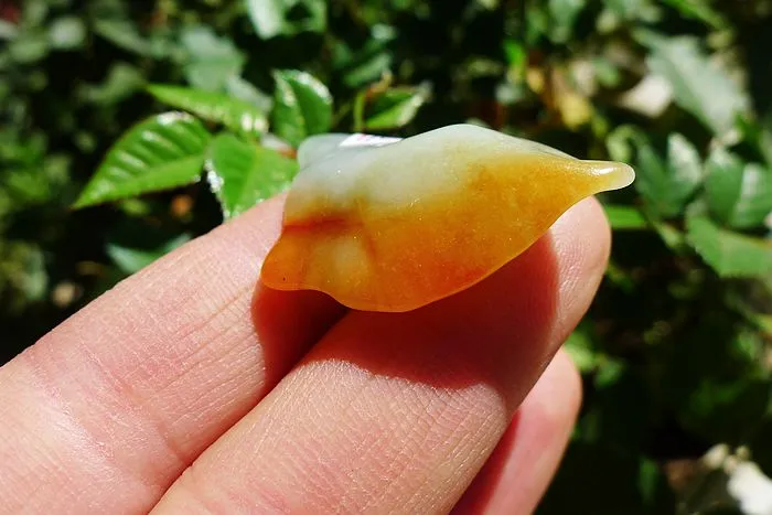 Natural Jade Rough Jadeite Raw (7.4g,3.3X2.4X0.8cm)