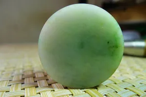 Natural Jade Rough Jadeite Raw (74g,4.1X4.1X1.6cm)